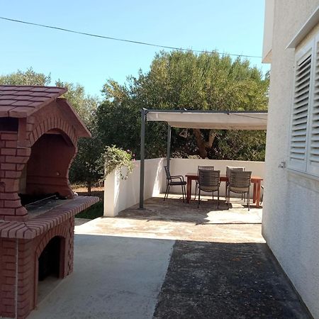 Apartman Carpe Diem Sutomiscica Dış mekan fotoğraf